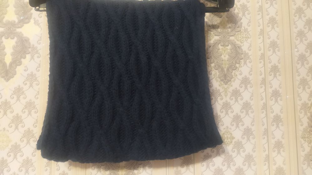 Тёплый вязаный цельный шафр-хомут