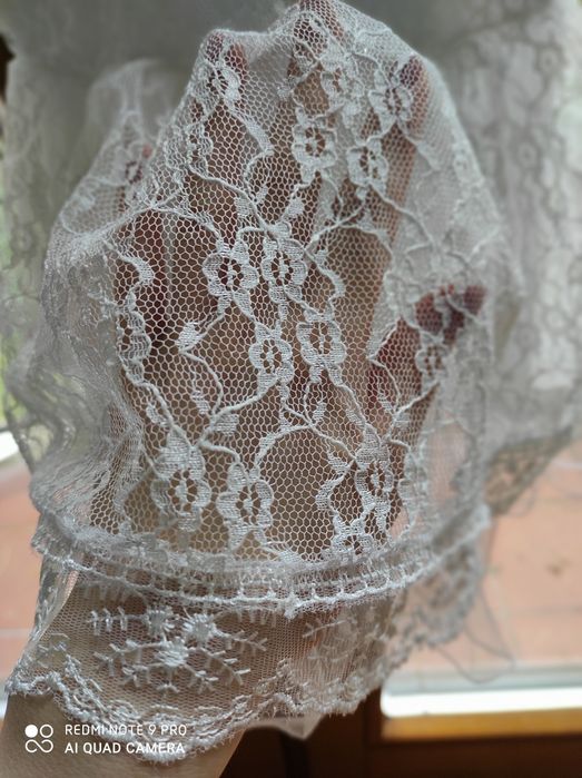 Biała sukienka na chrzest koronkowa 62/68