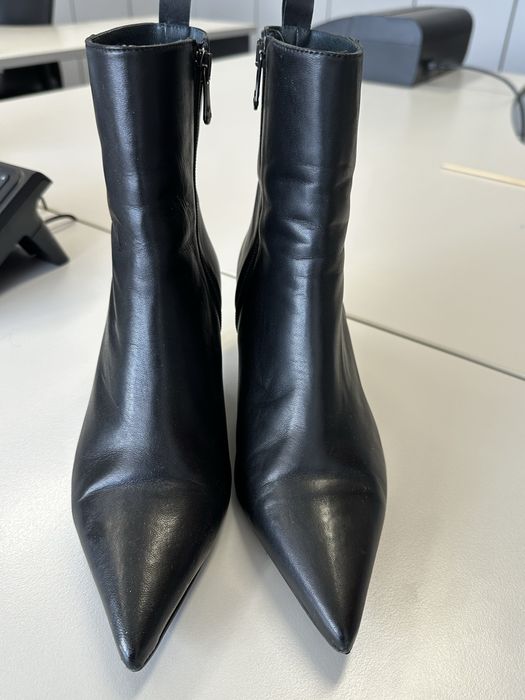 Botins pele preta 39 novos