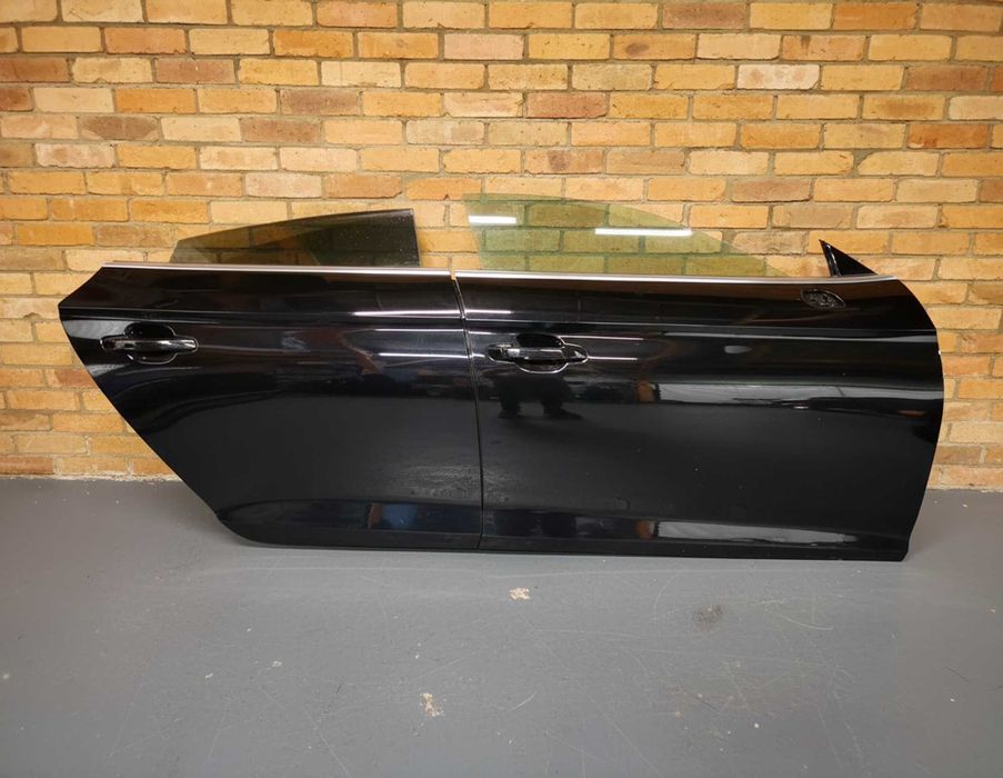 Двері Audi A5 8W Sportback Coupe передні або задні праві ліві разборка