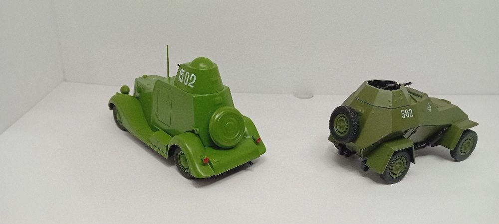 Miniaturas 1/43 (7€ cada)