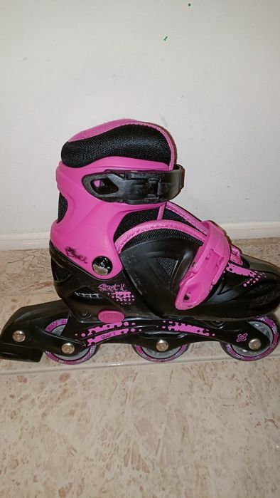 Patins em linha de menina