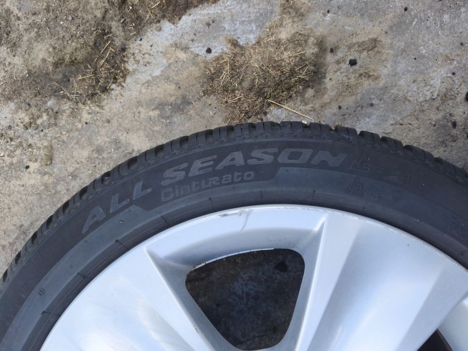 225/45/17 Styling 327 8jx17 et30 6790172 Pirelli Cinturato 3823
