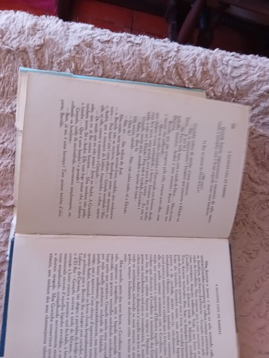 Livro Antigo A Ilustre Casa de Ramires