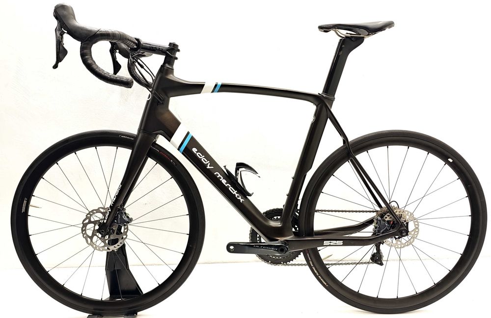 Rower szosowy Eddy Merckx 525 Disc karbon - Ultegra roz. 58