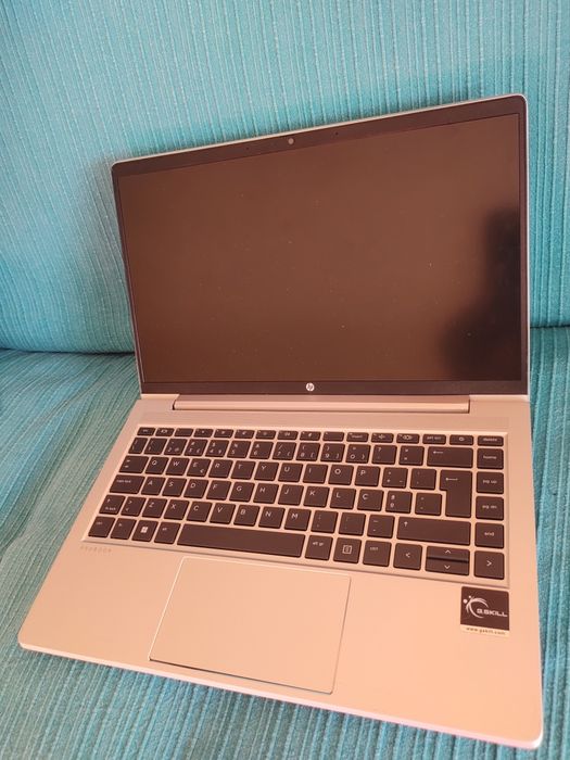 HP Probook 440 G8 - para peças (não liga)