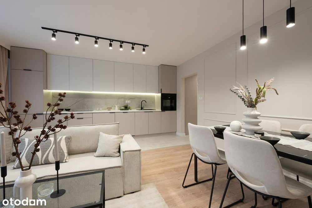 Słoneczne M3! Duży salon z aneksem i duży balkon ^blok z windą^
