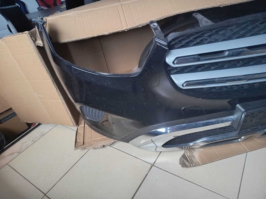 Grelha e Para choques Mercedes GLC Original