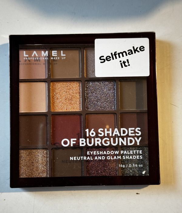 lamel paleta cieni 16 shades of burgundy
