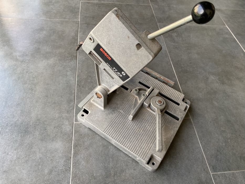 Suporte rebarbadora Bosch