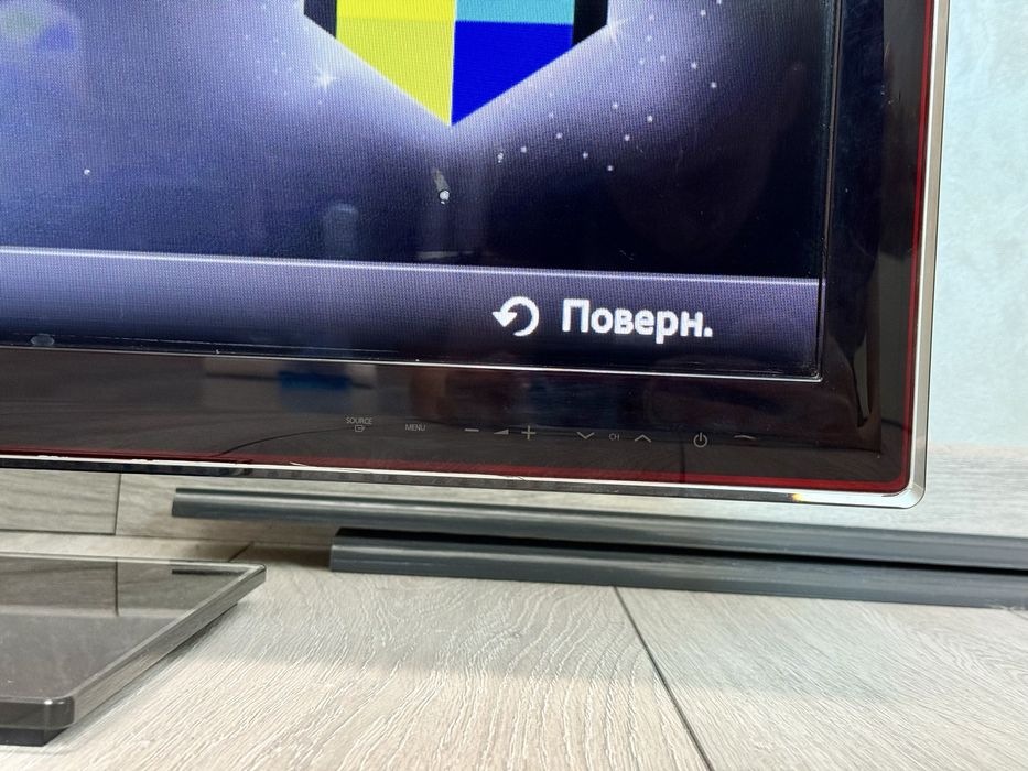 РК Телевізор Samsung UE40D5500 40 Дюймів Смарт ТВ Самсунг Smart