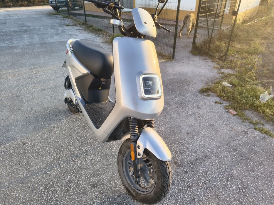 Scooter elétrica