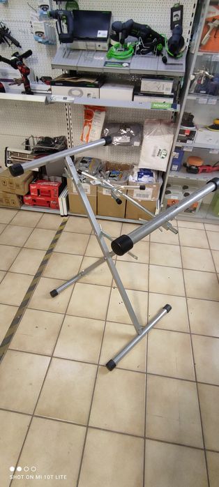 Stojak lakierniczy typu "X" ze wspornikami ocynkowany