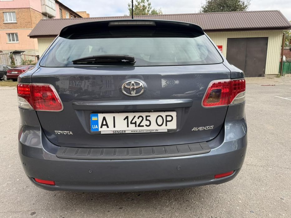 Toyota Avensis у відмінному стані
