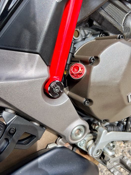 Ducati Multistrada 1200S Pikes Peak LER ANÚNCIO