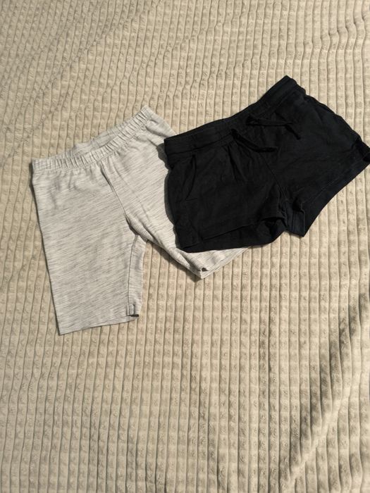 Spodenki dwie pary 128/134