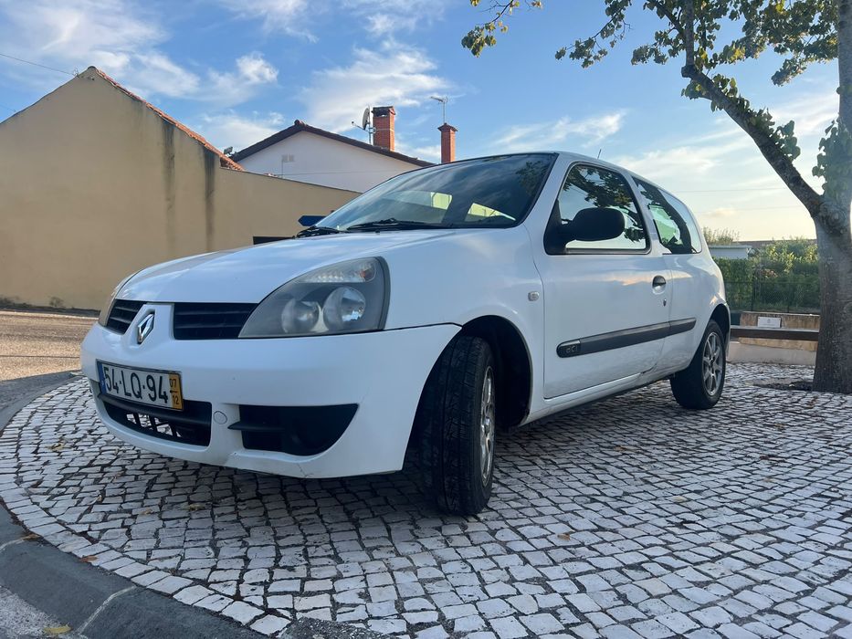 Renault Clio 2007 1.5 diesel 5 lugares