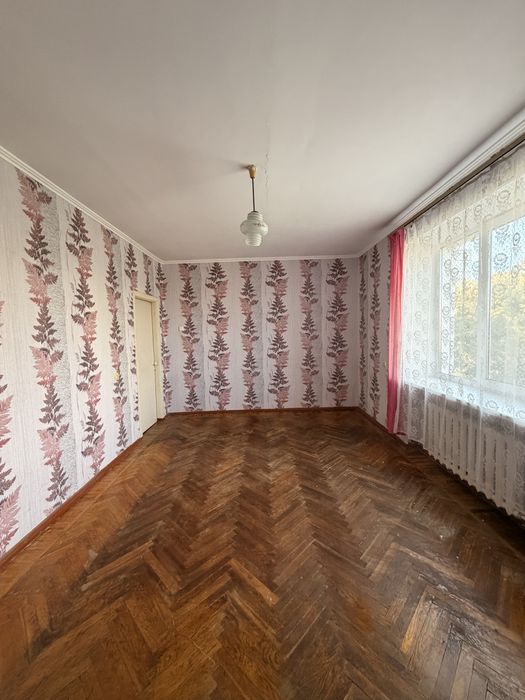 3-кімнатна, обкомівський будинок за Прогресом