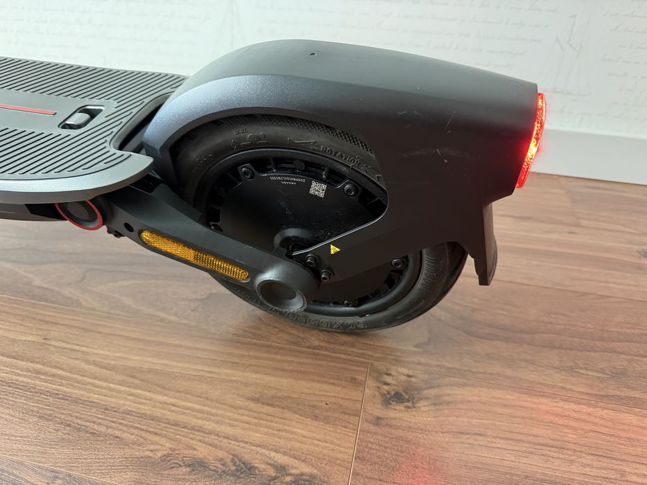 Segway Ninebot F3