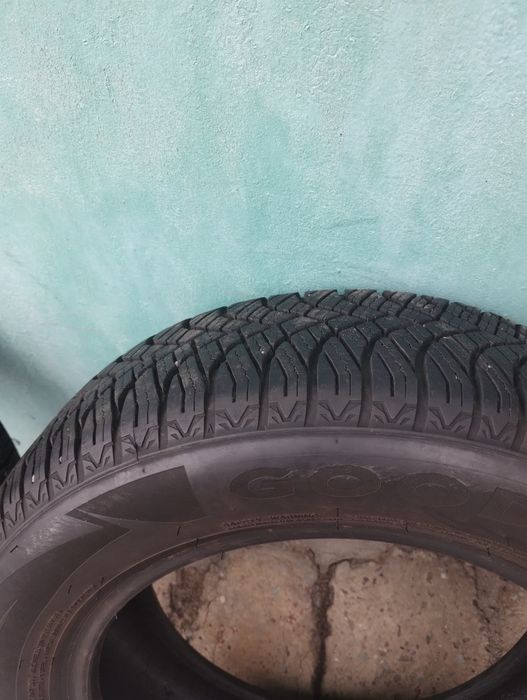 Продам резину 185/60/14 25 рік