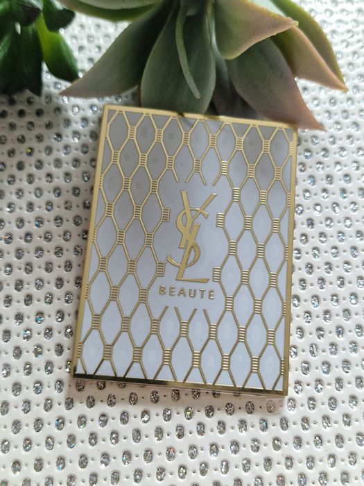 Przepiękne lusterko ysl beauty nowe oryginalne