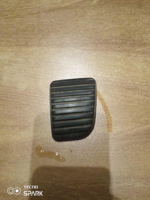 В коллекцию накладка Форд.