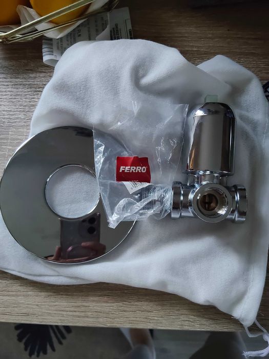 Ferro Nostris bateria natryskowa podtynkowa chrom