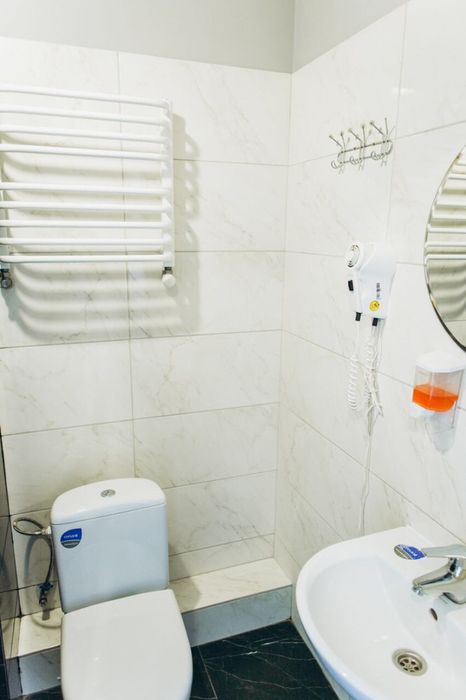 Квартира Подобово! Біля ЖД вокзалу!