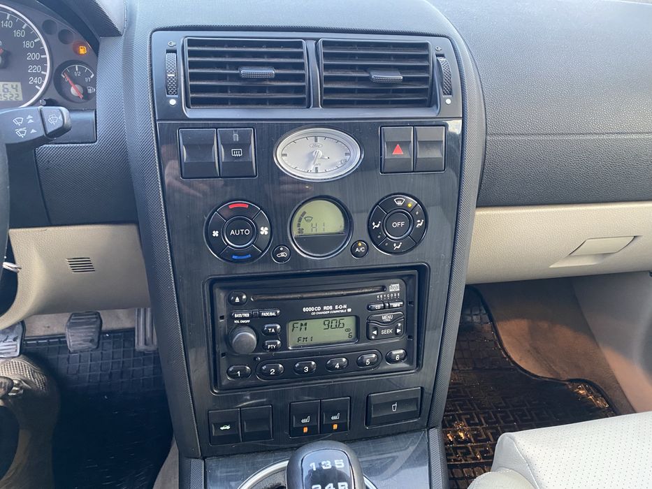 Ford Mondeo 2.0 дизель 2001 рік  Механіка Нерозмитнений