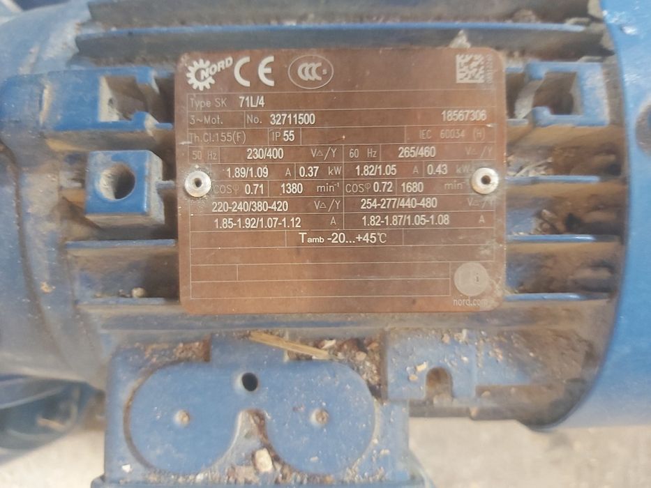 Przekładnia wraz z silnikiem