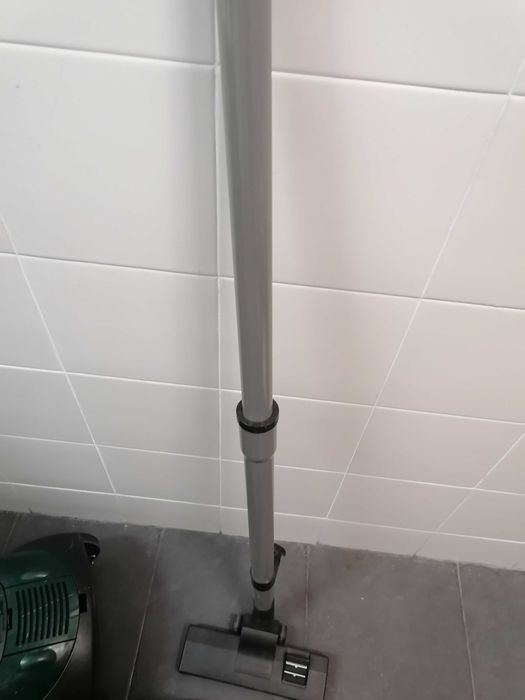 Aspirador Hoover 1800 Telios class