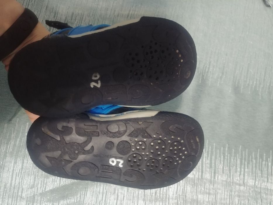 GEOX respira świecące buty r 20