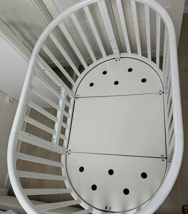 СрОчнО!!Детская кроватка с маятником в полном комплекте!!!