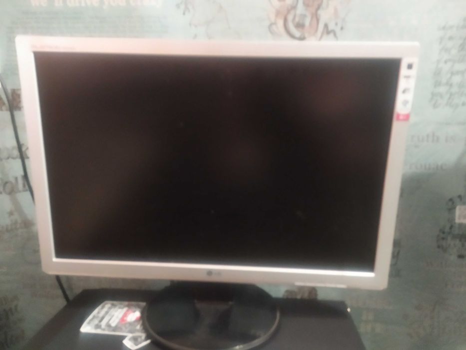 Компютер ігровий (системний блок, екран Lg Flatron w2242s)