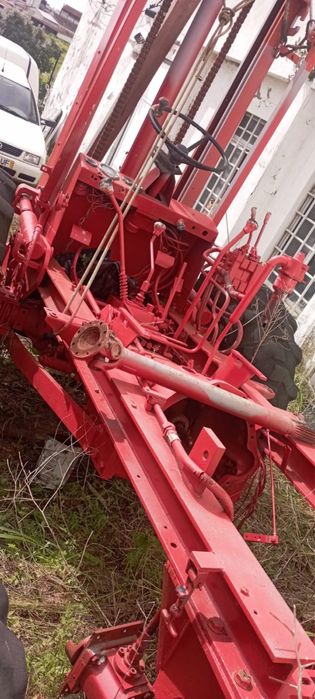 Empilhador todo terreno 4x4 Manitou 5 Toneladas a Gasoleo