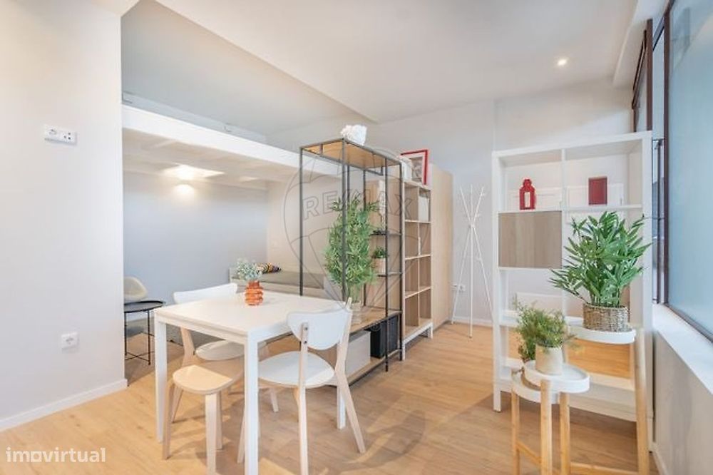 Estúdio T0 para venda — Costa, Braga