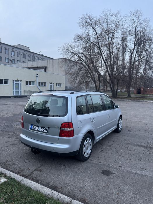 Volkswagen Touran 1,9tdi 2007р механіка 6ст дизель в ідеальному стані
