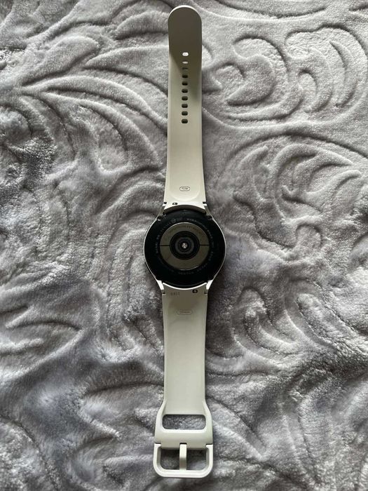 Samsung Galaxy Watch4 40mm silver офіційні