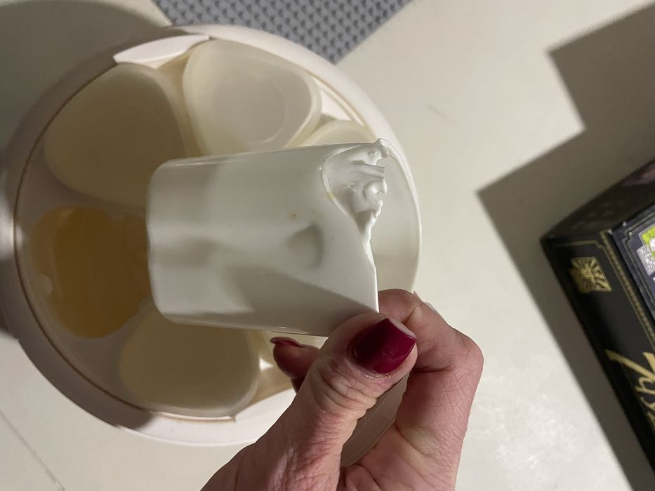 Йогуртниця на 6 стаканів