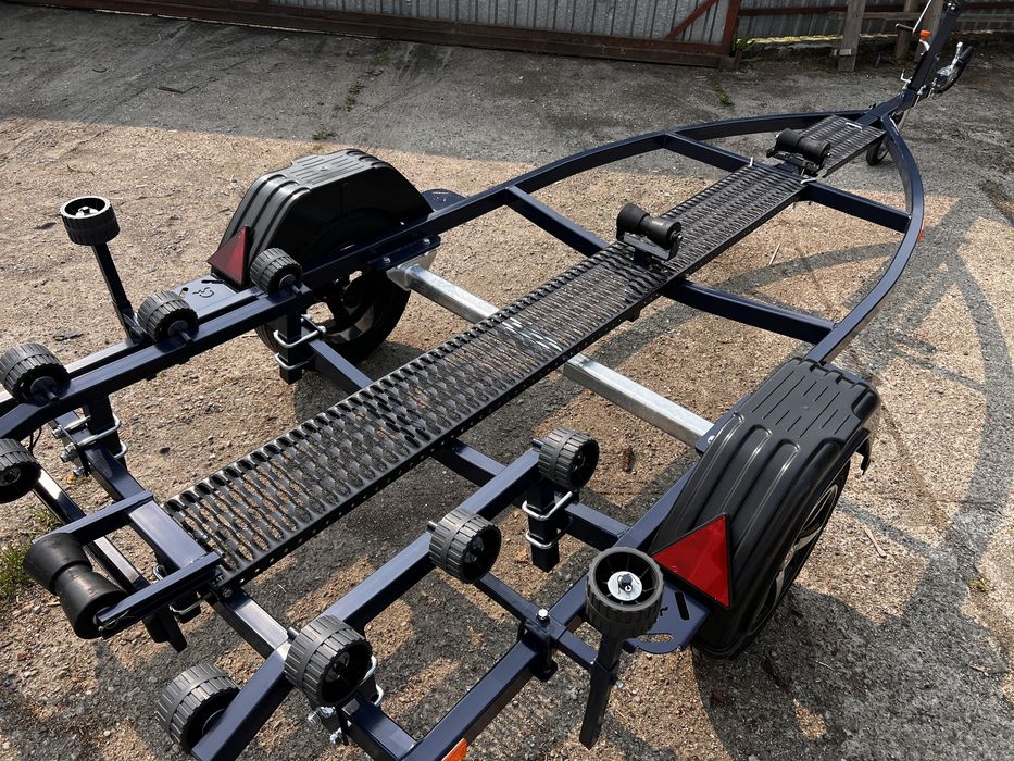 NOWA Przyczepa KRAKEN TRAILERS Podłodziowa Przyczepka Pod Łódkę Skuter