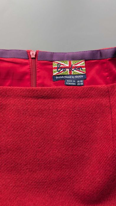 Boden British Tweed by Moon – Czerwona Spódnica Wełniana, Klasyk