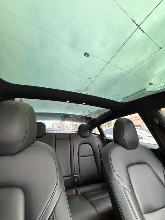 Telsa Model 3 Longe Range doual motor