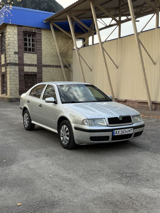 Продам Skoda Octavia Tour 2007 року 1.6