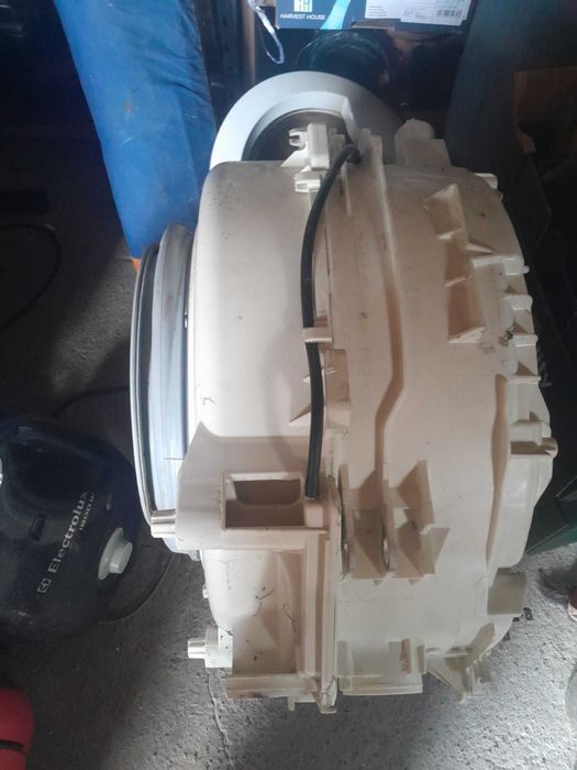 Indesit IWSD51051 wszystkie części sterownik pompy silnik bębęn