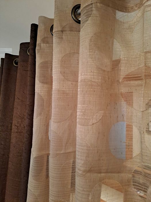 Conjunto de 4 cortinados e Varão