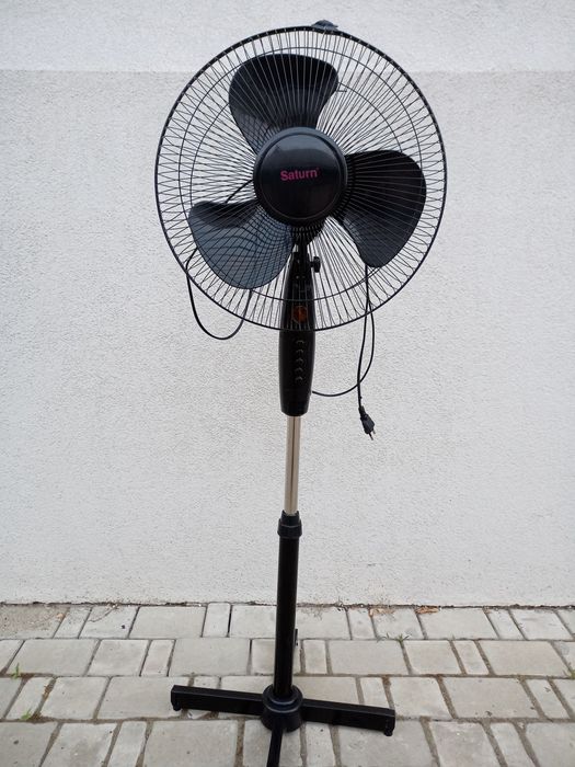 Вентилятор підлоговий Saturn