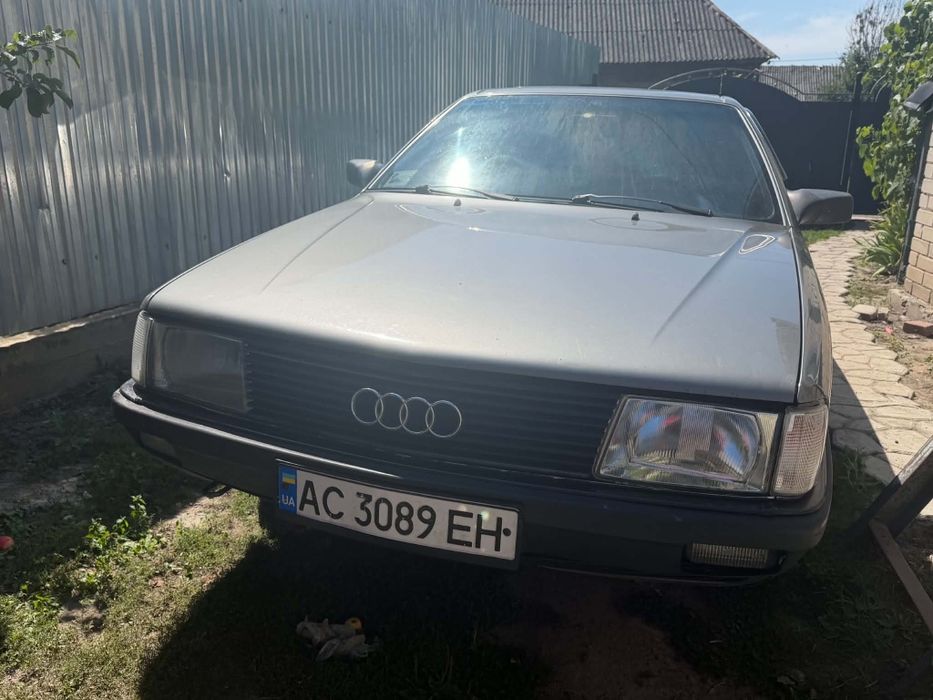 Audi  100 газ/бенз