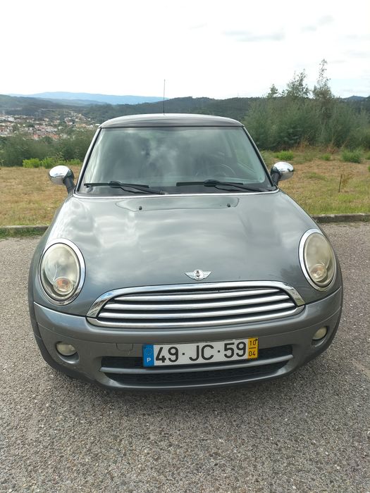 Mini Cooper D impecável