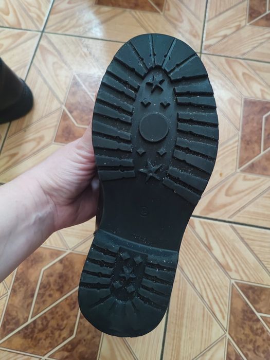 Зимові шкіряні черевики 32 розмір