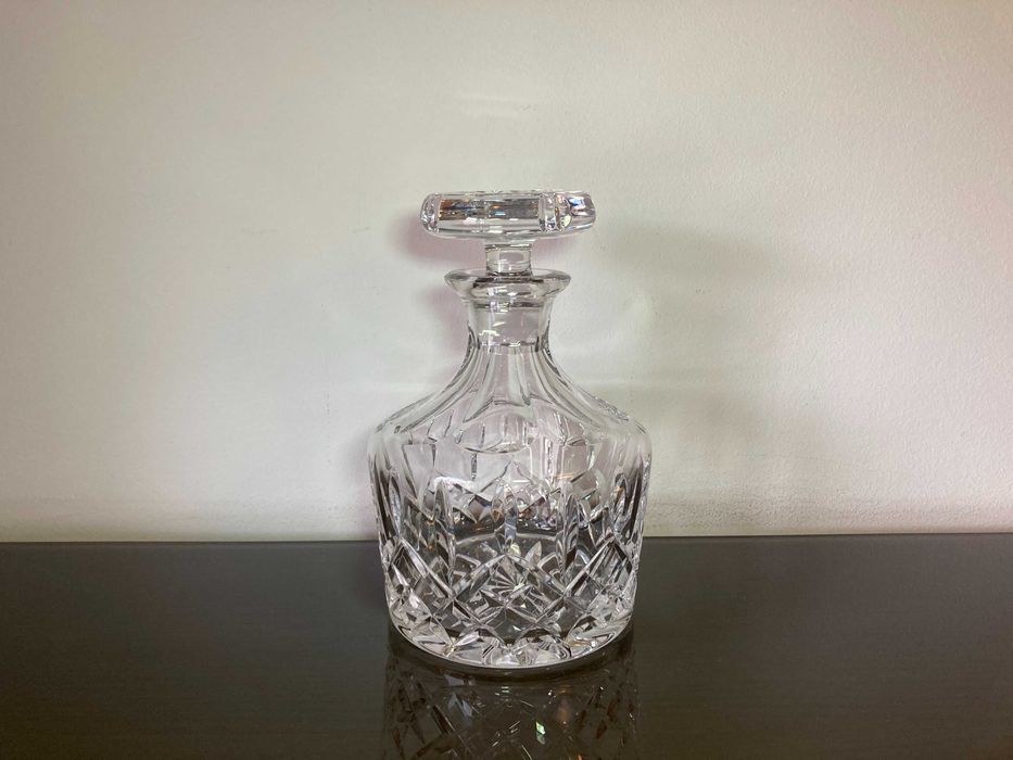 Garrafa de cristal marca Atlantis sem uso